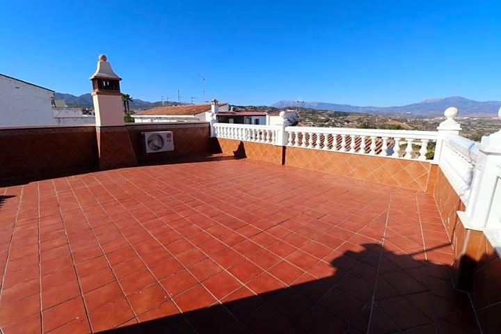Lujosa casa en las afueras photo 0