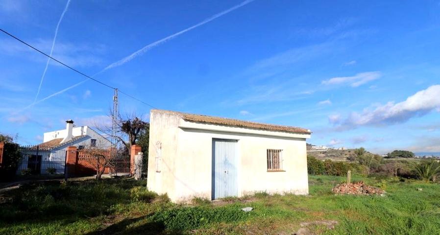 Finca con pequeña edificacion photo 0