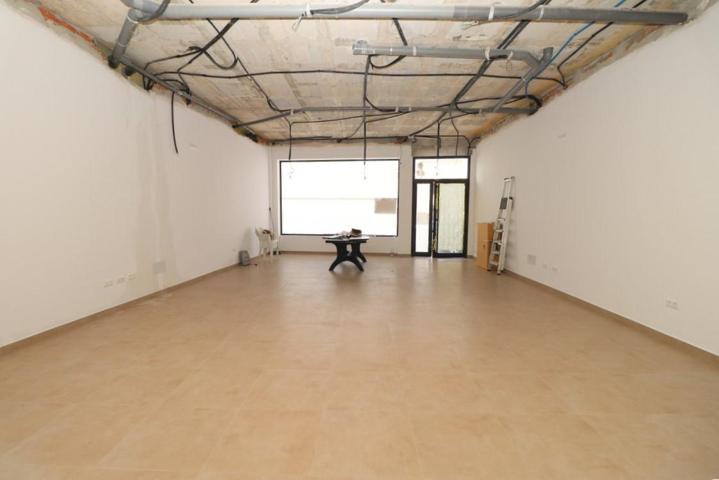 Local comercial a estrenar photo 0