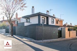Magnifica casa Pareada en Huetor Vega. photo 0