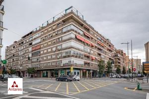 Piso en Méndez Núñez con cochera en el mismo edificio photo 0