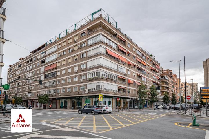 Piso en Méndez Núñez con cochera en el mismo edificio photo 0