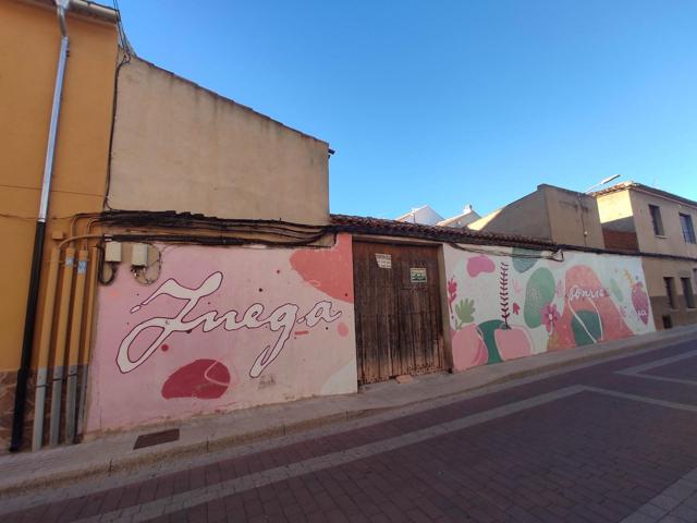 SOLAR EN EL CENTRO DE ALPERA photo 0