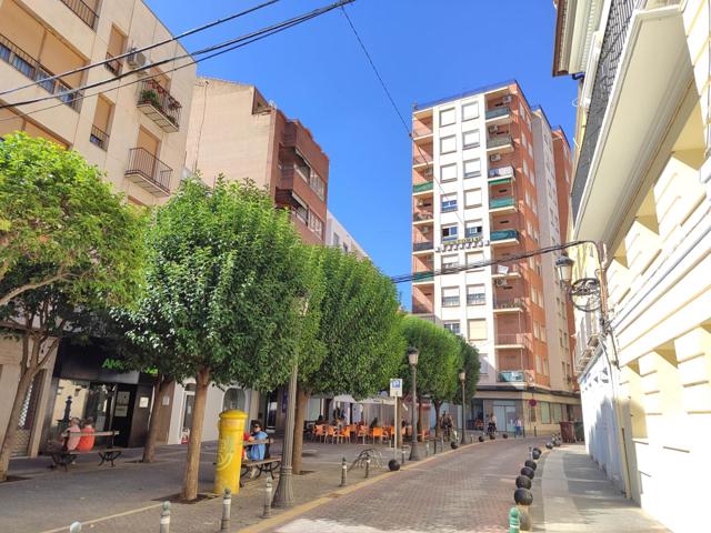VIVIENDA AMPLIA Y MUY CENTRICA photo 0