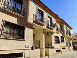 ESTUPENDA VIVIENDA UNIFAMILIAR CON AMPLIO GARAJE photo 0