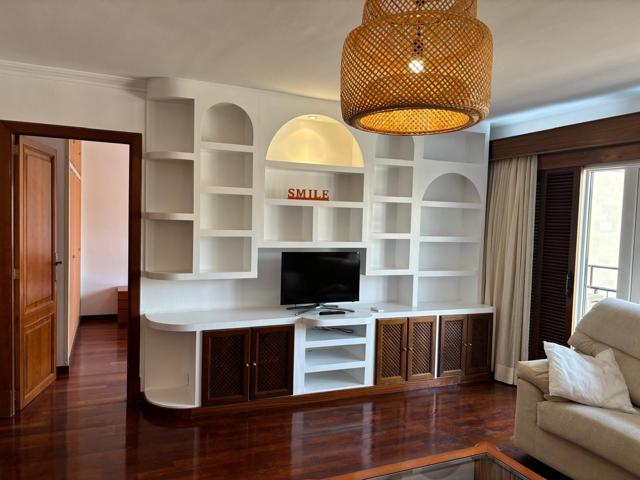 Amplio piso con parking en el centro de Palma photo 0