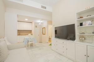 COQUETO APARTAMENTO EN PLENA CALLE BETIS photo 0