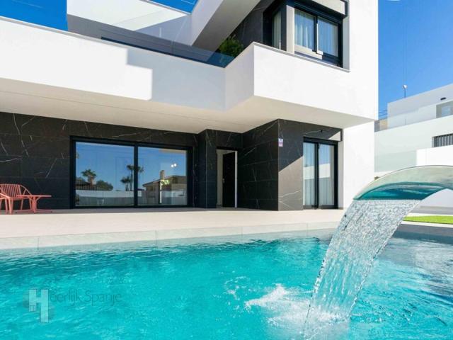 Villa En venta en Rojales photo 0