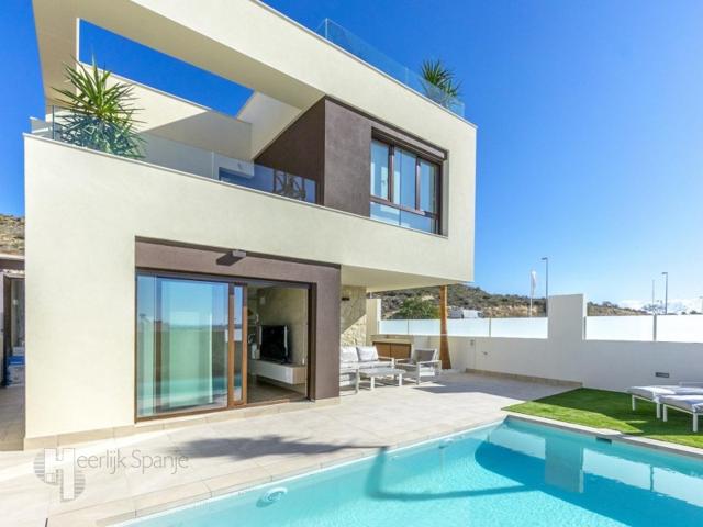 Villa En venta en Rojales photo 0