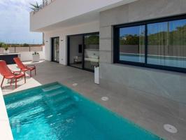 Villa En venta en Murcia photo 0