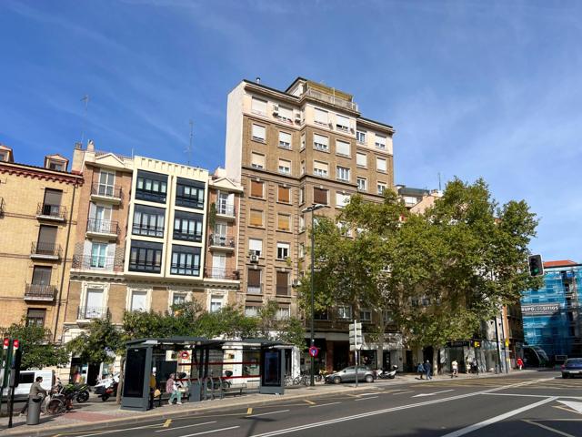 SE VENDE ÁTICO CON VISTAS ESPECTACULARES EN LA PLAZA SAN MIGUEL photo 0