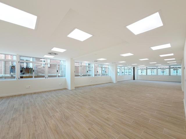 SE ALQUILA OFICINA DIÁFANA DE 329 m2 EN PLENO CENTRO DE ZARAGOZA - EDIFICIO CESARAUGUSTA photo 0