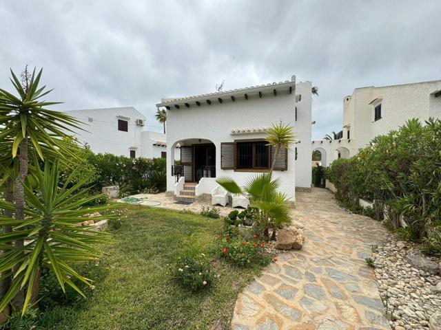CHALET INDEPENDIENTE EN LA ZONA DE PLAYA FLAMENCA photo 0