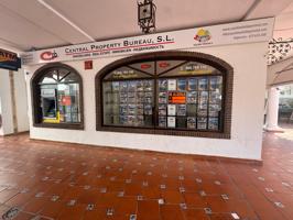 LOCAL COMERCIAL EN VILLAMARTIN PLAZA photo 0