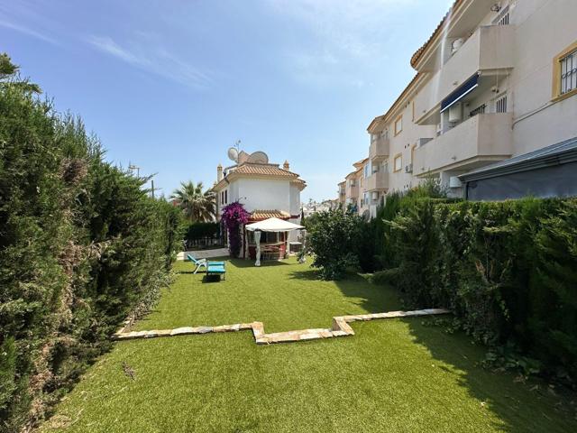 CHALET ADOSADO EN VILLAMARTIN photo 0