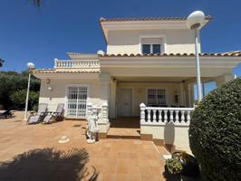 CHALET INDEPENDIENTE EN ORIHUELA COSTA (LAS MOJADAS) photo 0