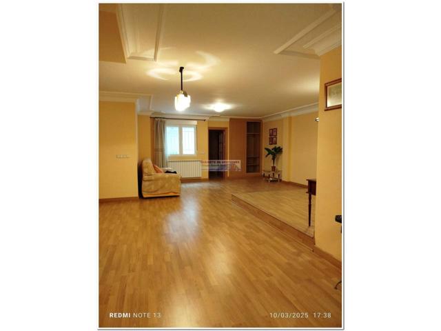 Piso en venta en Vereda-Santa Teresa-Pedro Lamata-San Pedro Mortero(02006) photo 0