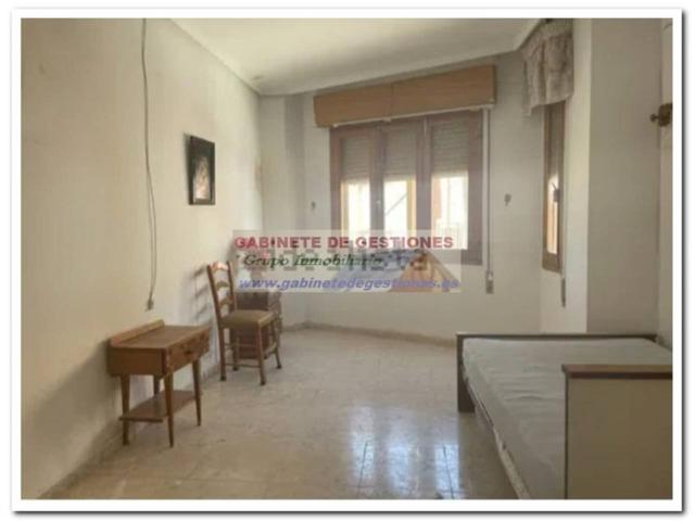 Casa en venta en Madrigueras photo 0