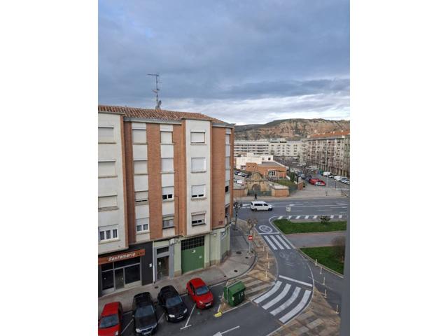 Piso en venta en Universidad-Los Lirios(26004) photo 0