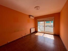 Piso en venta en Pintores-Ferial(28982) photo 0