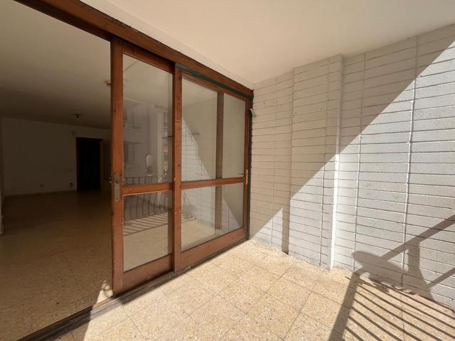 Apartamento con Gran Potencial en Colonia de Madrid , Benidorm Gran Oportunidad! photo 0