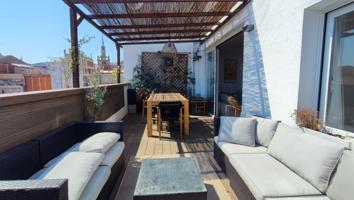 Atico Duplex con terraza a nivel del salon, VISTAS al mar y a todo Barcelona photo 0