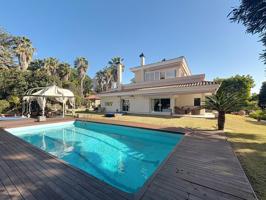 Exceptional property located in the prestigious Can Teixidó community in Alella photo 0