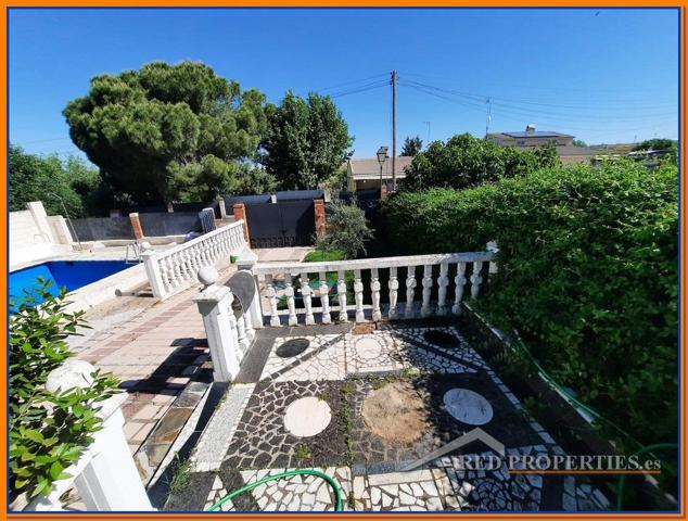 Unifamiliar En venta en Catillo Del Olmo, El Viso De San Juan photo 0