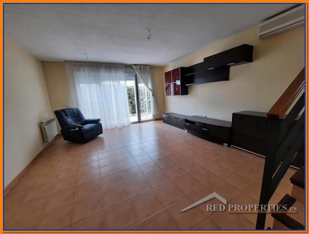 Unifamiliar Pareada En venta en Centro, Villaluenga De La Sagra photo 0