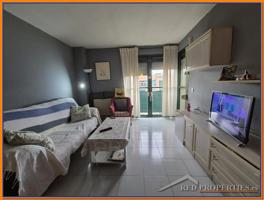 Venta de Amplio Piso 3ha-2bños en Villaverde Alto photo 0