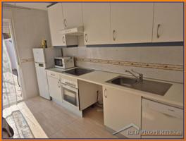 Venta Chalet Adosado en excelente estado en Chozas de Canales. photo 0