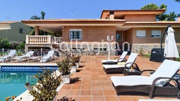 ESPECTACULAR CHALET DE LUJO EN TORRES DE PORTACOELI photo 0