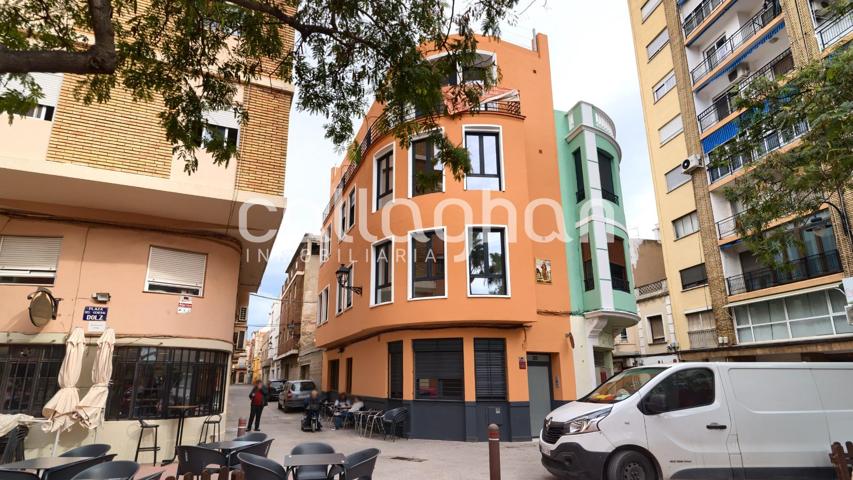 EDIFICIO EN VENTA CON LICENCIA TURISTICA SITUADO EN EL CENTRO DE ALZIRA photo 0