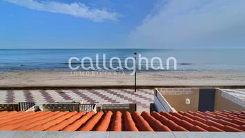 Exclusiva casa adosada en primera línea de la playa del Pouet, El Perelló photo 0