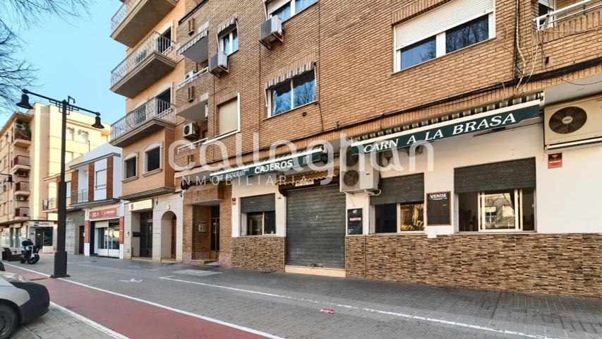 Cafetería - restaurante en venta en L'alcudia photo 0