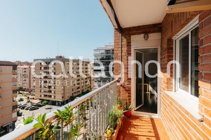 Luminoso piso en venta junto a la emblemática Plaza del Cedro, photo 0