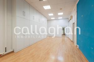 Se alquila oficina en zona Prime, junto a El Corte Inglés de Pintor Sorolla. photo 0