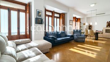 Vivienda nueva en el centro de Valencia. Un lujo de ubicación. photo 0