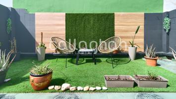 Piso amplio con patio en pleno centro de Gandía – Gran oportunidad para familias o inversión photo 0