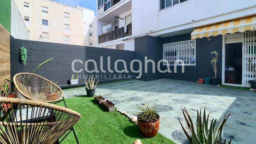 Piso amplio con patio en pleno centro de Gandía – Gran oportunidad para familias o inversión photo 0