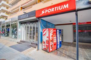 LOCAL COMERCIAL EN VENTA Y ALQUILER CALLE BARCELONA photo 0