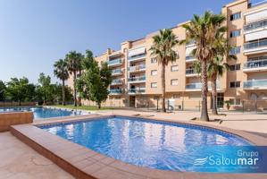 Piso en Reus, 3 habitaciones y piscina comunitaria photo 0