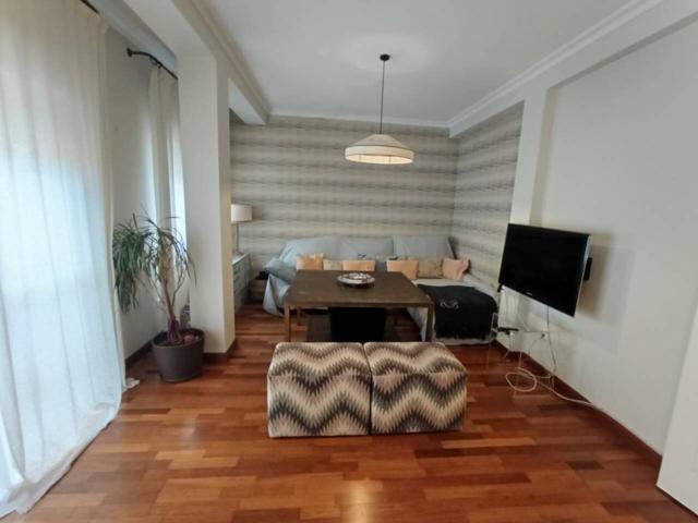 Piso en alquiler en Los Remedios(41011) photo 0