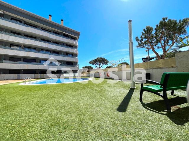 ¡Precioso Apartamento en Lloret de Mar, Zona Fenals! A Solo 150m de la Playa photo 0