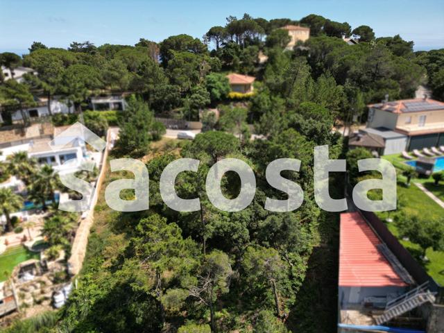 ¡Terreno en Venta en Lloret de Mar! Ideal para Construir tu Casa de Ensueño photo 0