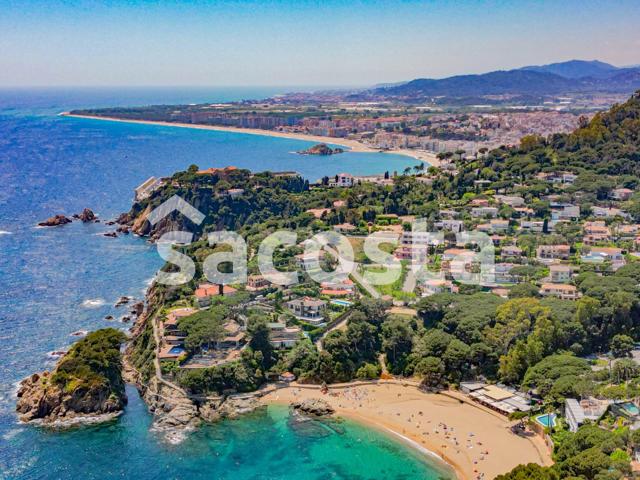 Exclusiva villa con licencia turística en Cala Sant Francesc – Vistas al mar y a Blanes photo 0