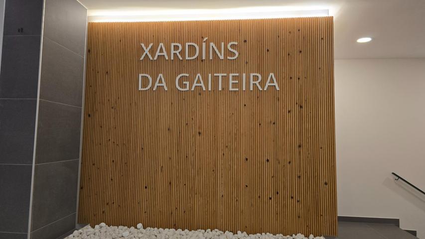 Piso moderno en urbanización XARDINS DA GAITEIRA con piscina climatizada photo 0
