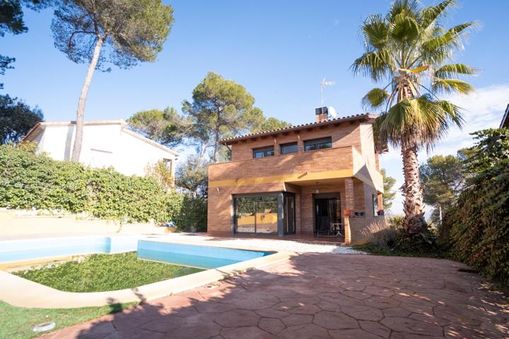 Casa En venta en Pinedas Armengol, La Torre De Claramunt photo 0