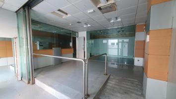 Local comercial en zona privilegiada d'Igualada photo 0