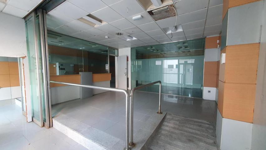 Local comercial en zona privilegiada d'Igualada photo 0